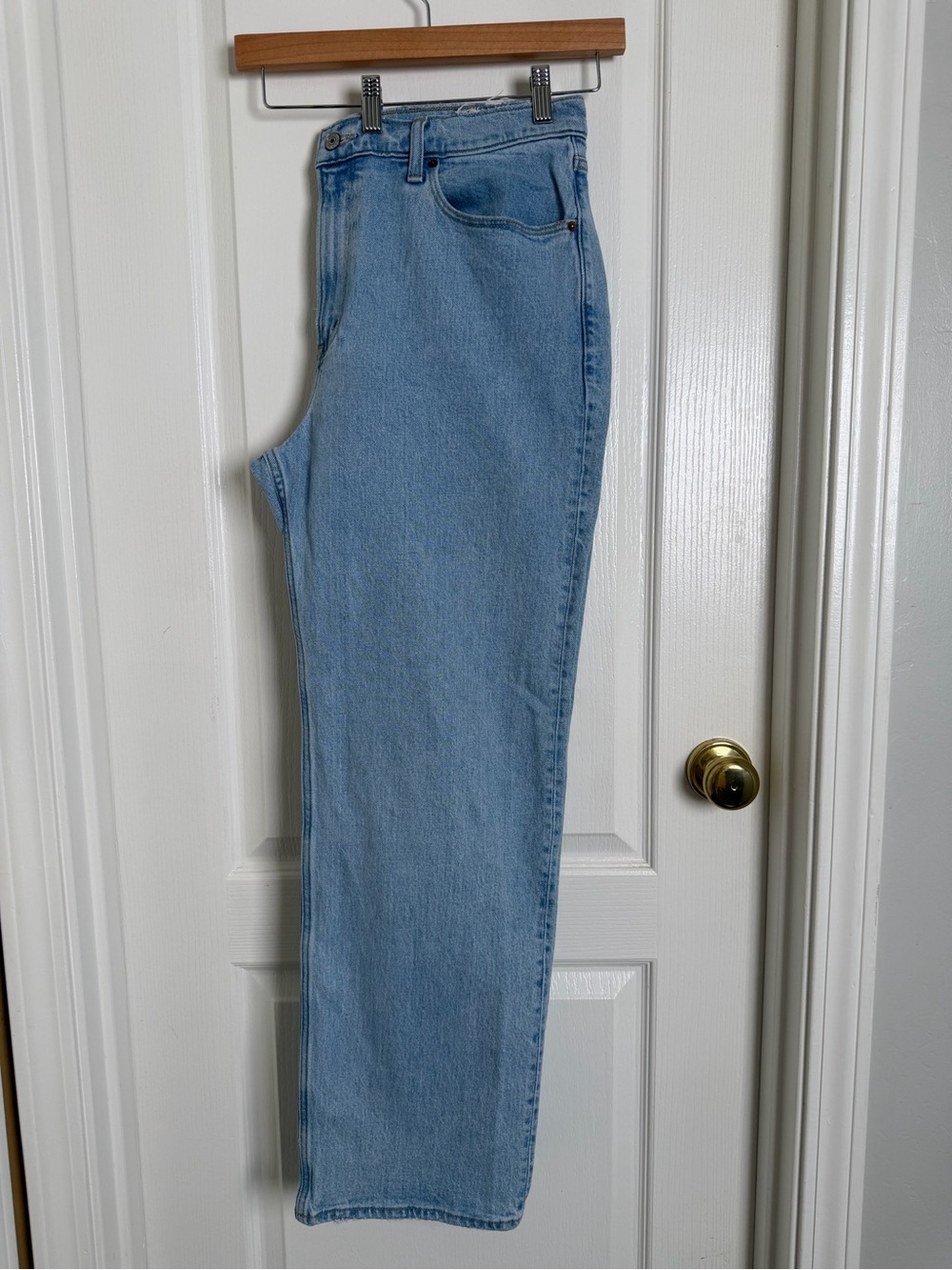 Abercrombie 90’s Relaxed Fit Jeans High Rise Light Wash